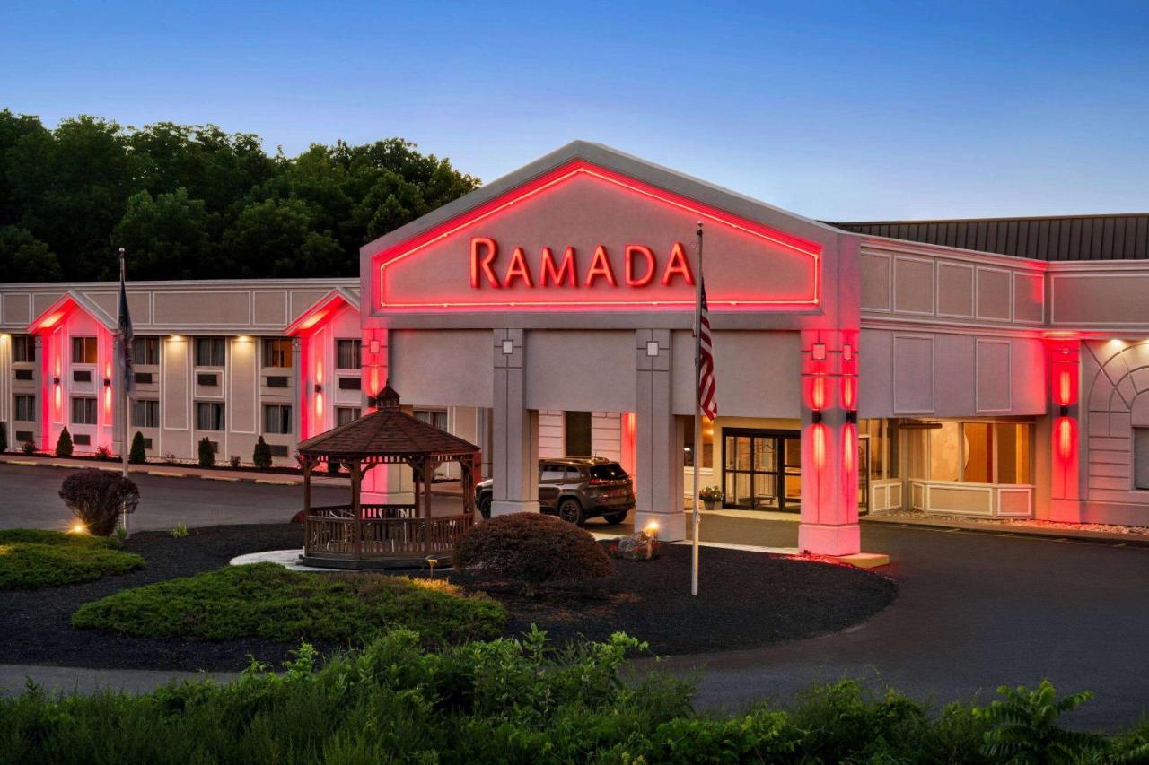 Ramada By Wyndham Allentown Bethlehem Exterior photo
