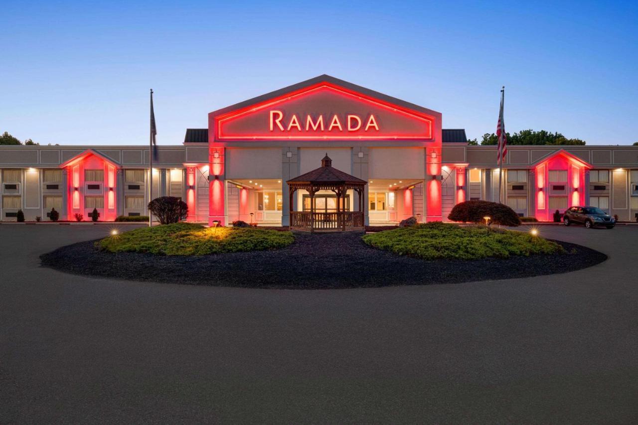 Ramada By Wyndham Allentown Bethlehem Exterior photo